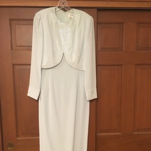 Mother of the bride/groom dress